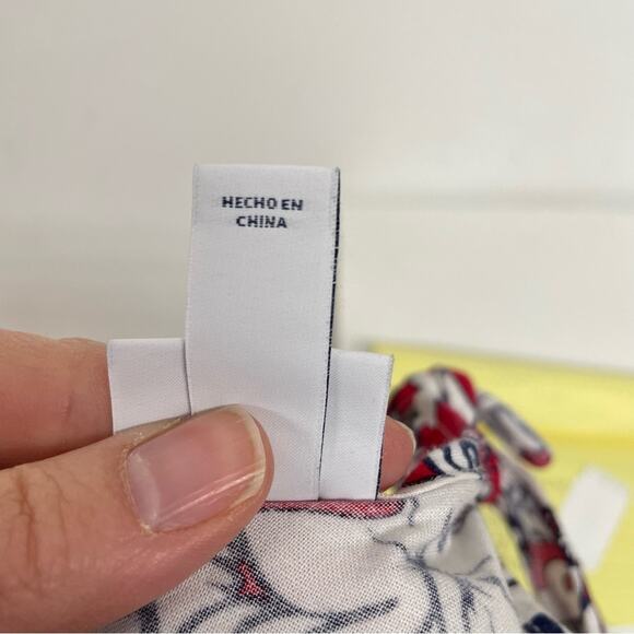 Vineyard Vines X Target Red & White Whale Print Girls Romper L 10/12 - Picture 8 of 11